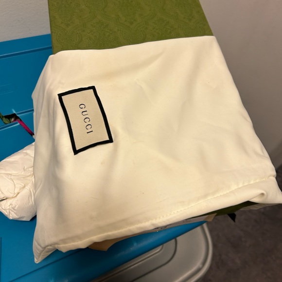 Heel - Picture 3 of 5